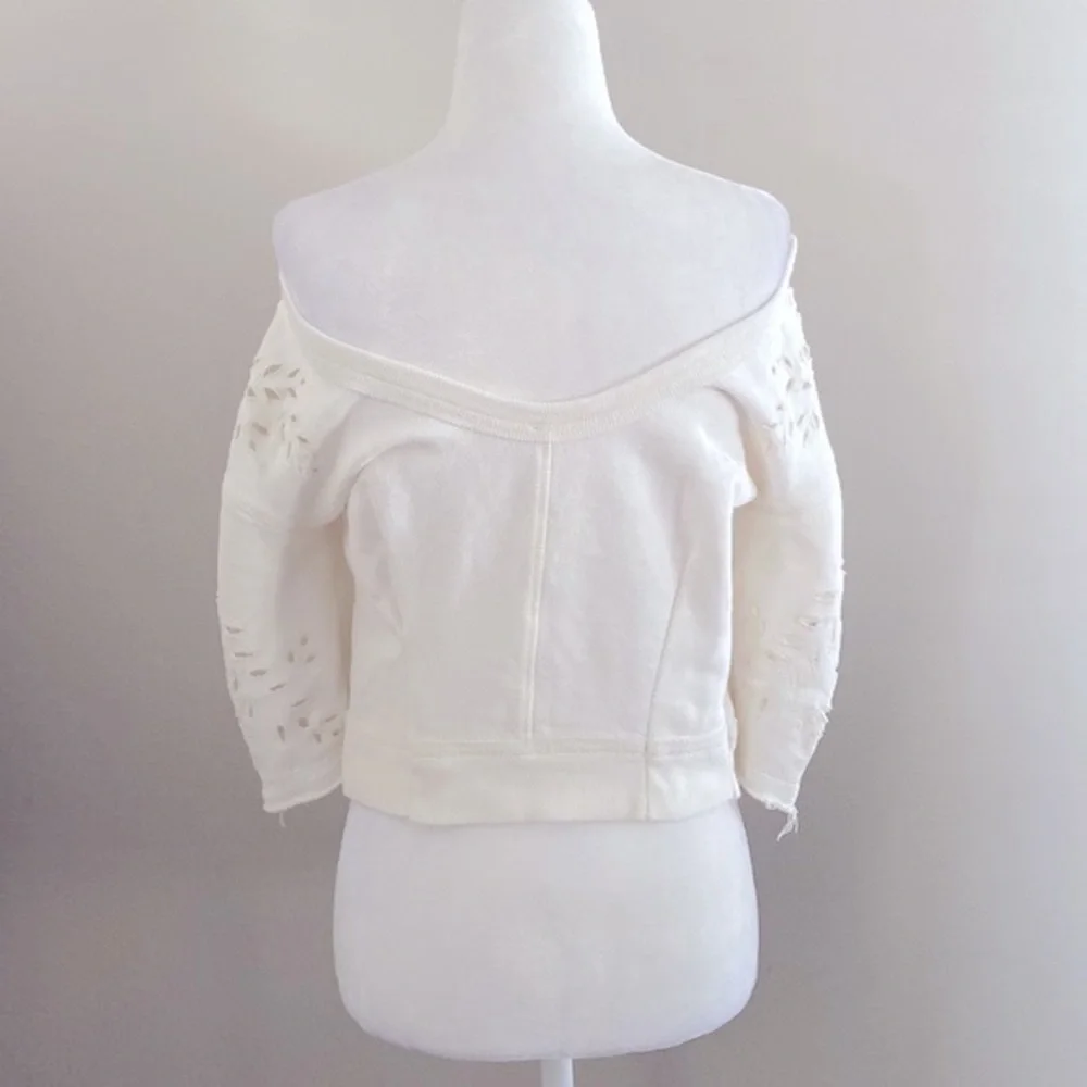 Free People crop laser cut outs 3/4 sleeve sweatshirt